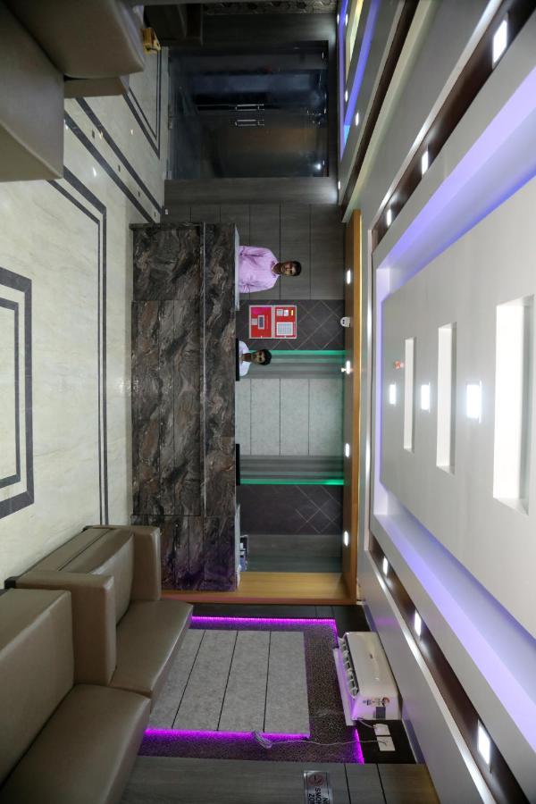 Hotel Nandini Baharampur ภายนอก รูปภาพ