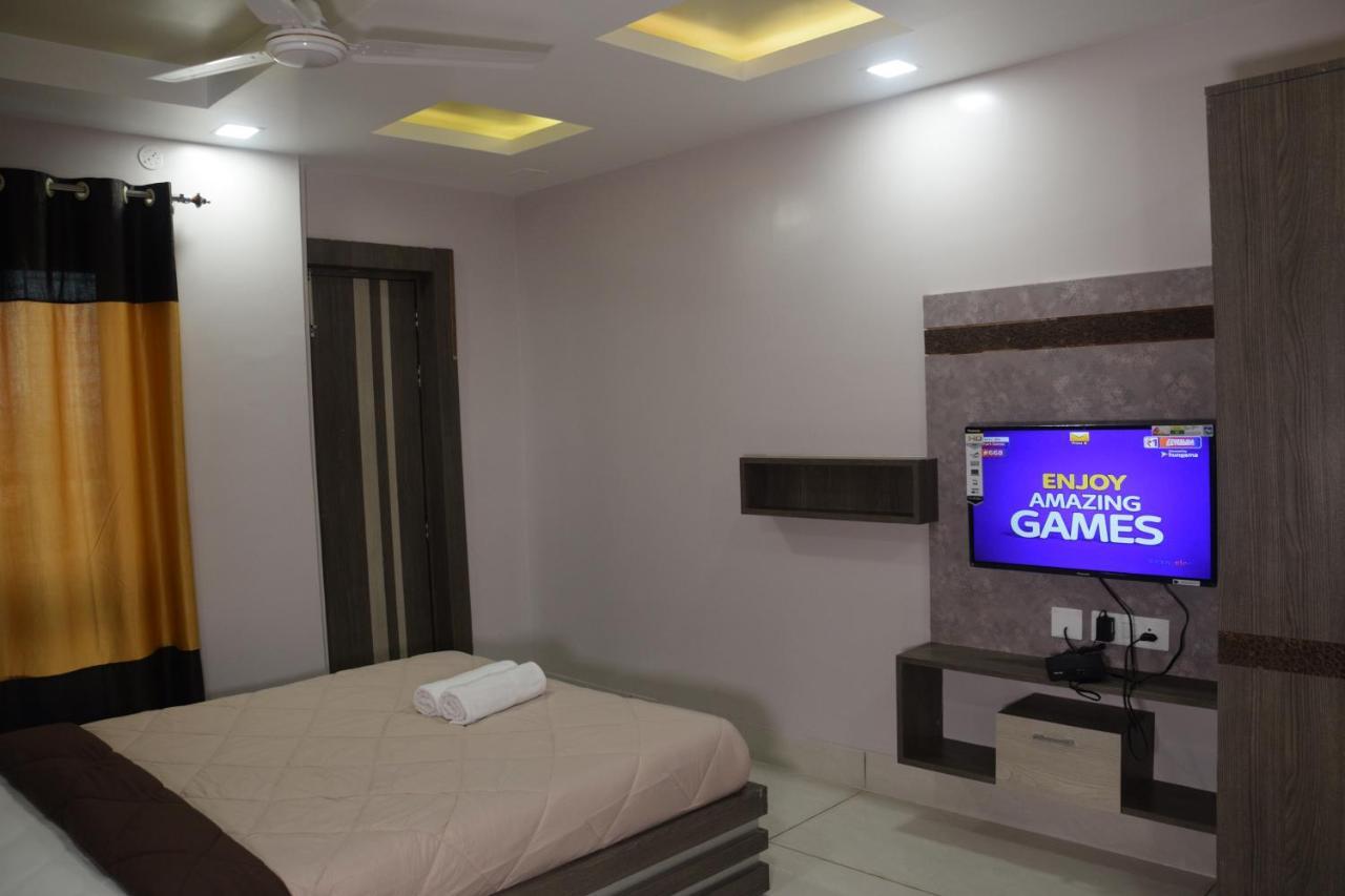 Hotel Nandini Baharampur ภายนอก รูปภาพ
